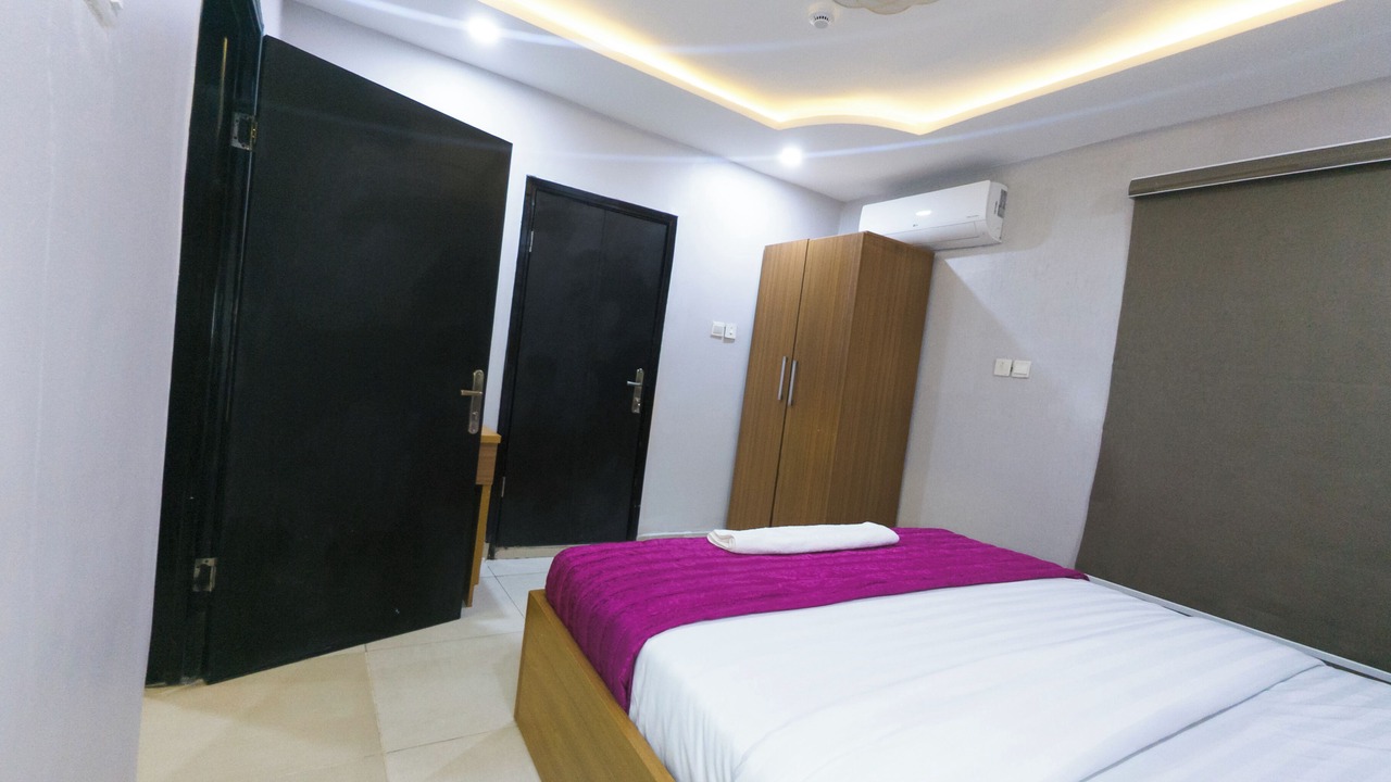 Photo of Bedroom in Somolu