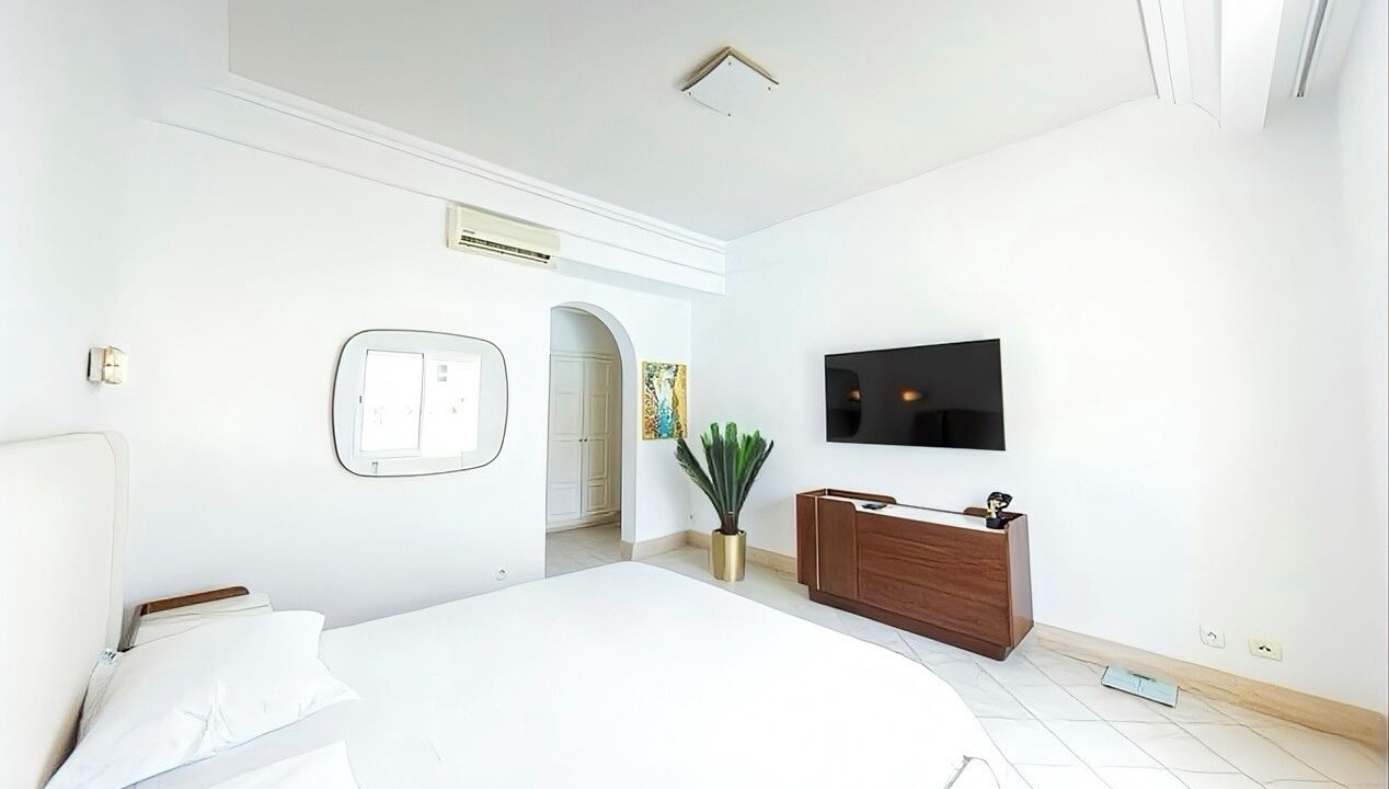Photo of Bedroom in Gammarth