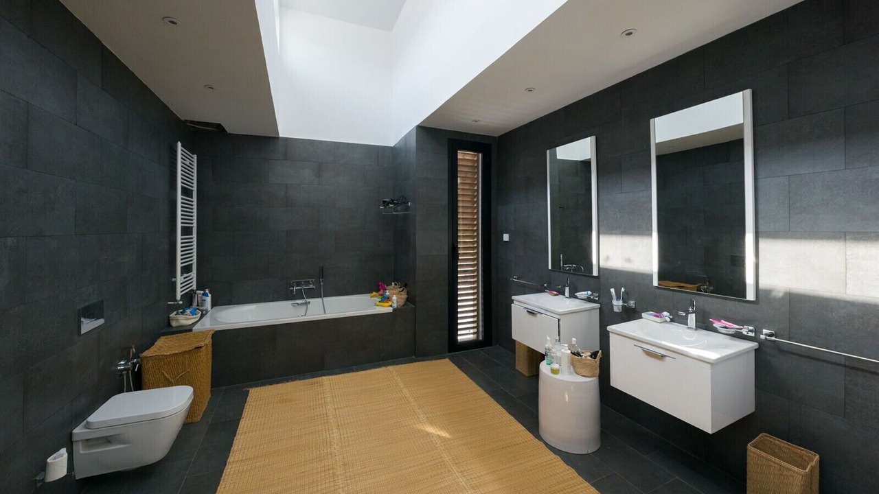 Photo of Bathroom in La Marsa