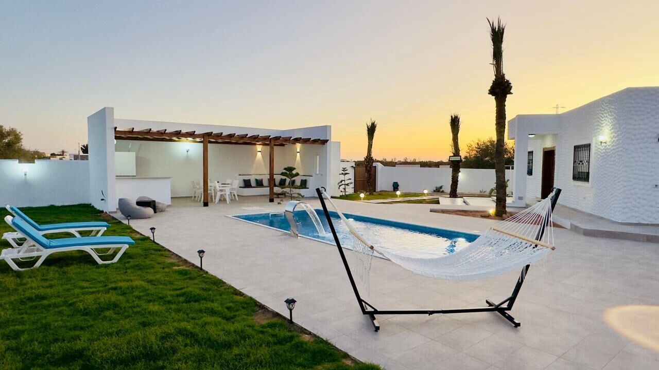 Photo of Outdoor in Erriadh