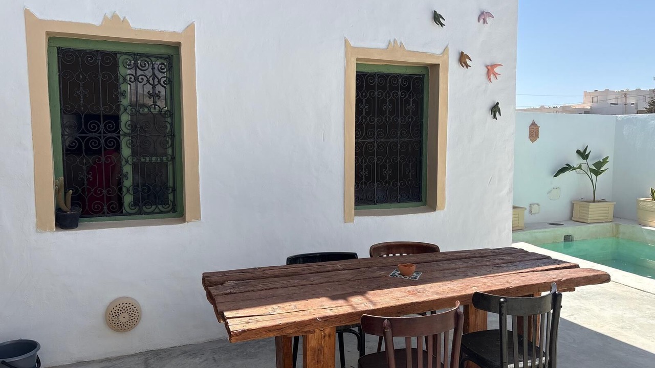 Photo of Outdoor in Erriadh