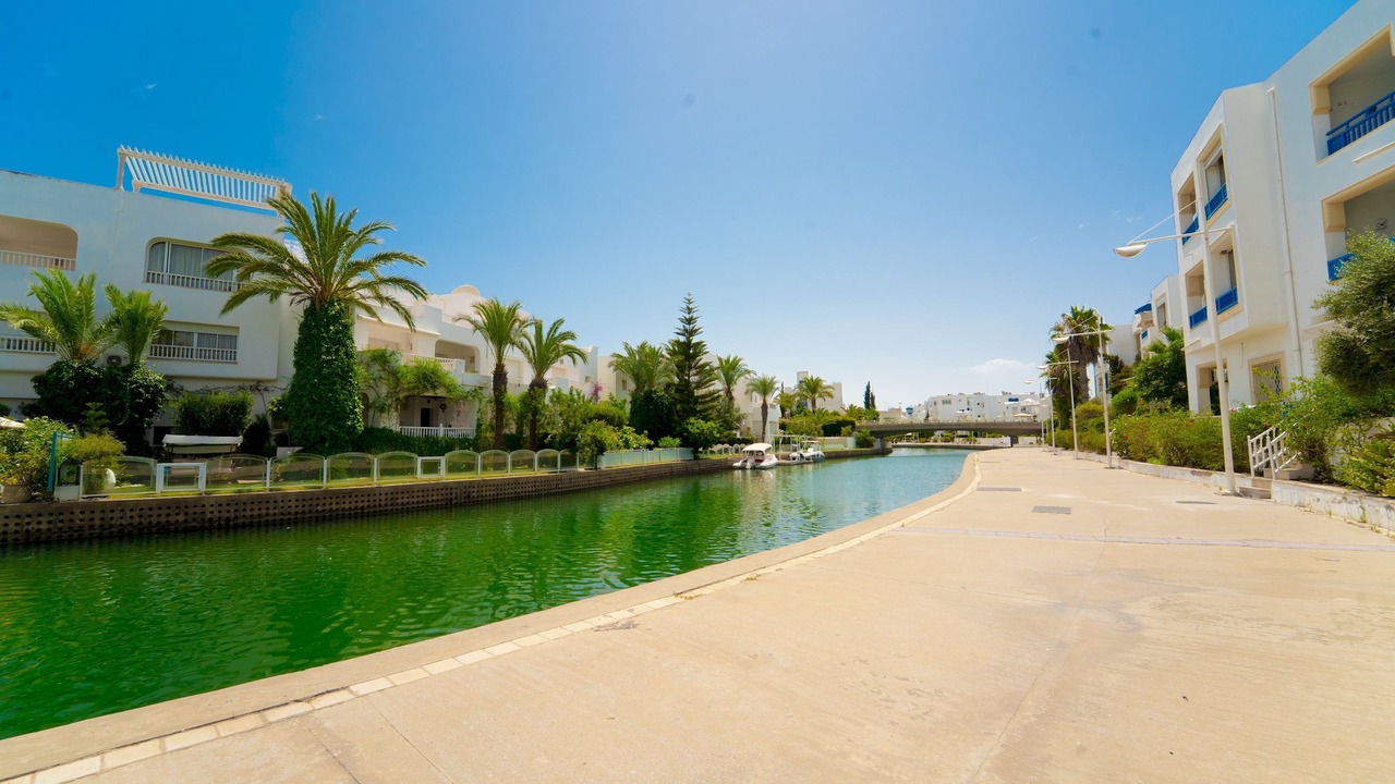 Photo of Outdoor in Yasmine