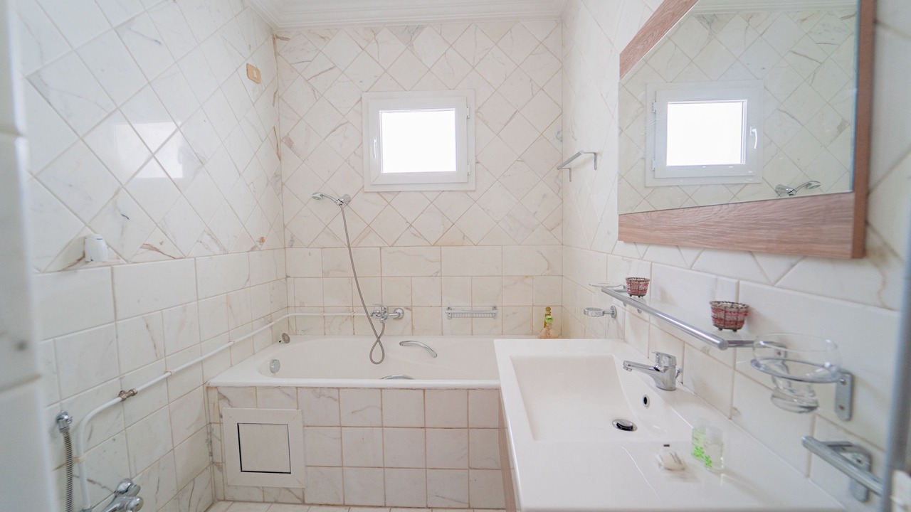 Photo of Bathroom in Les Berges du Lac