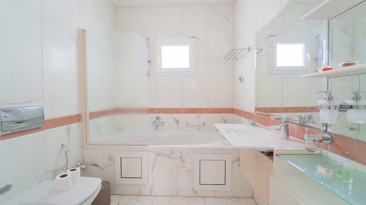 Photo of Bathroom in Les Berges du Lac
