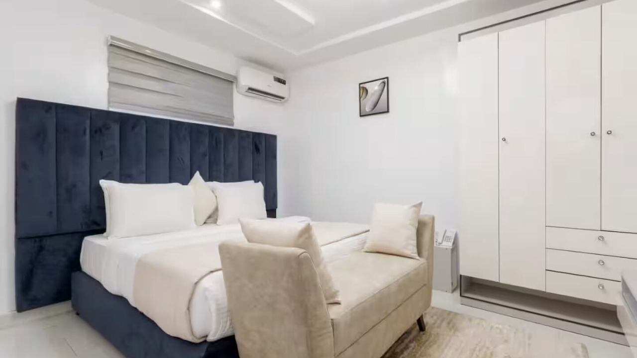 Photo of Bedroom in Opebi