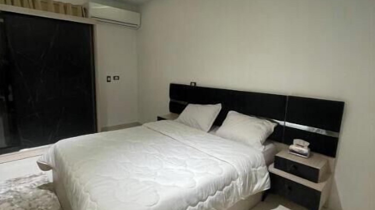 Photo of Bedroom in Sheikh Zayed City