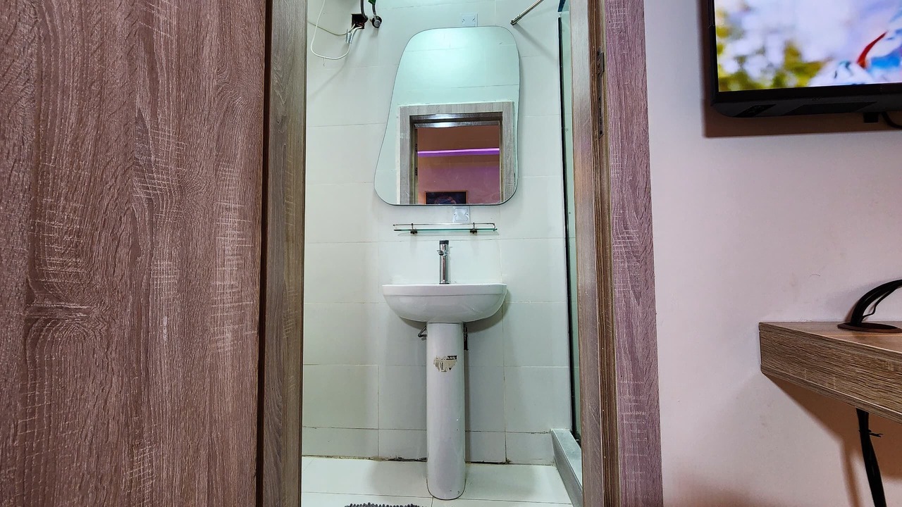 Photo of Bathroom in Ofin