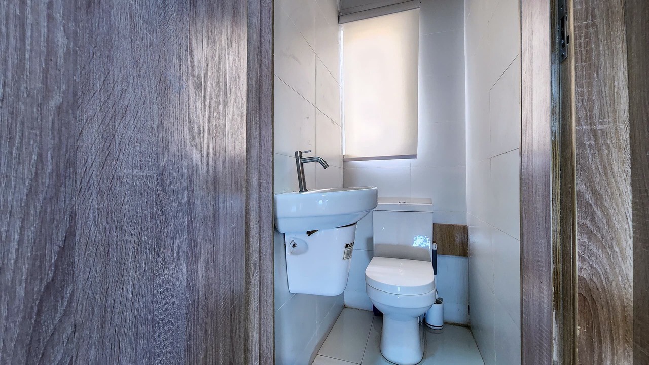 Photo of Bathroom in Ofin