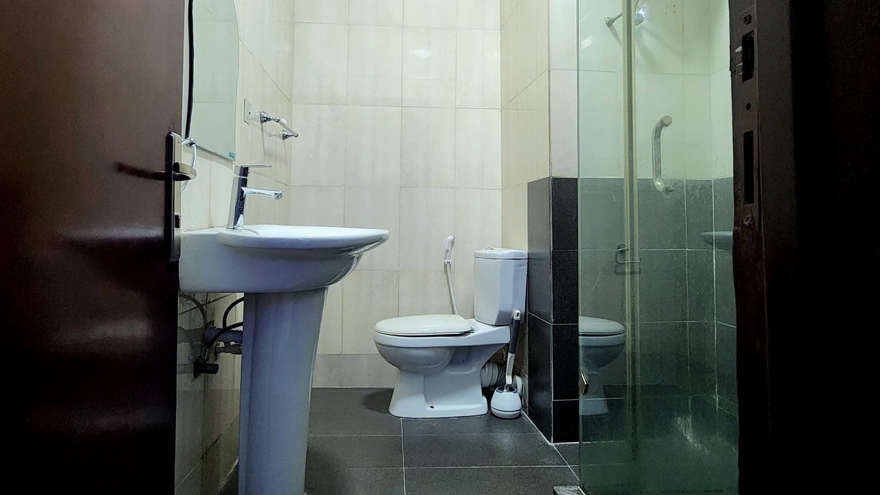 Photo of Bathroom in Ofin
