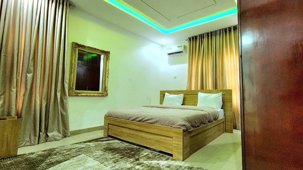 Photo of Bedroom in Ofin