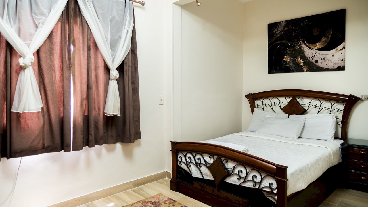 Photo of Bedroom in Sheikh Zayed City