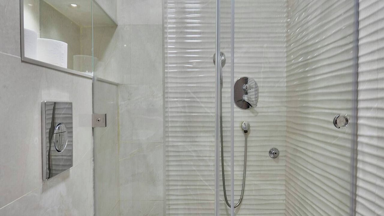 Photo of Bathroom in Targa