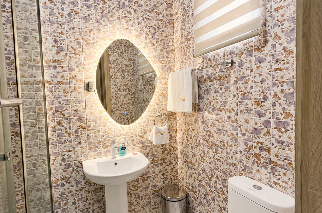 Photo of Bathroom in Ofin