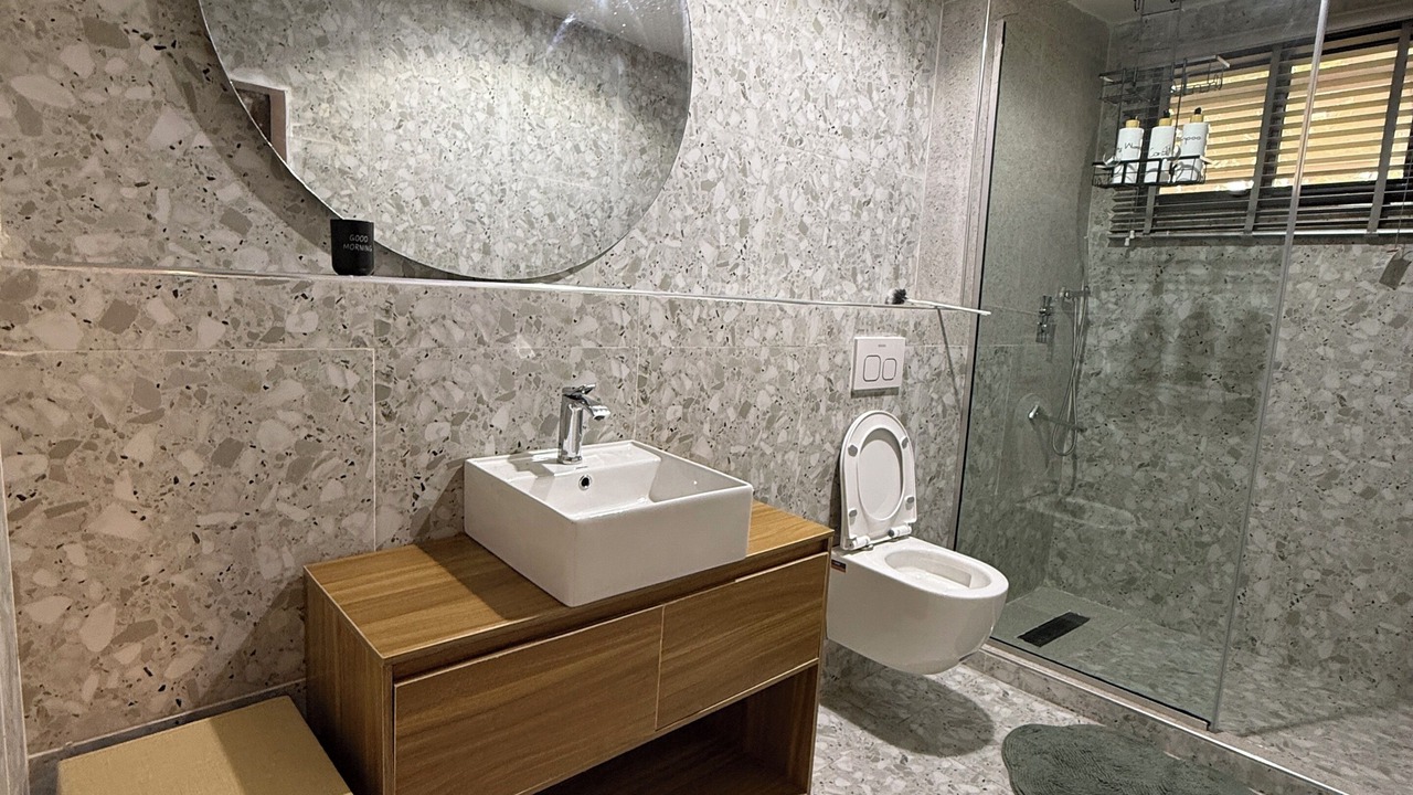 Photo of Bathroom in Ofin