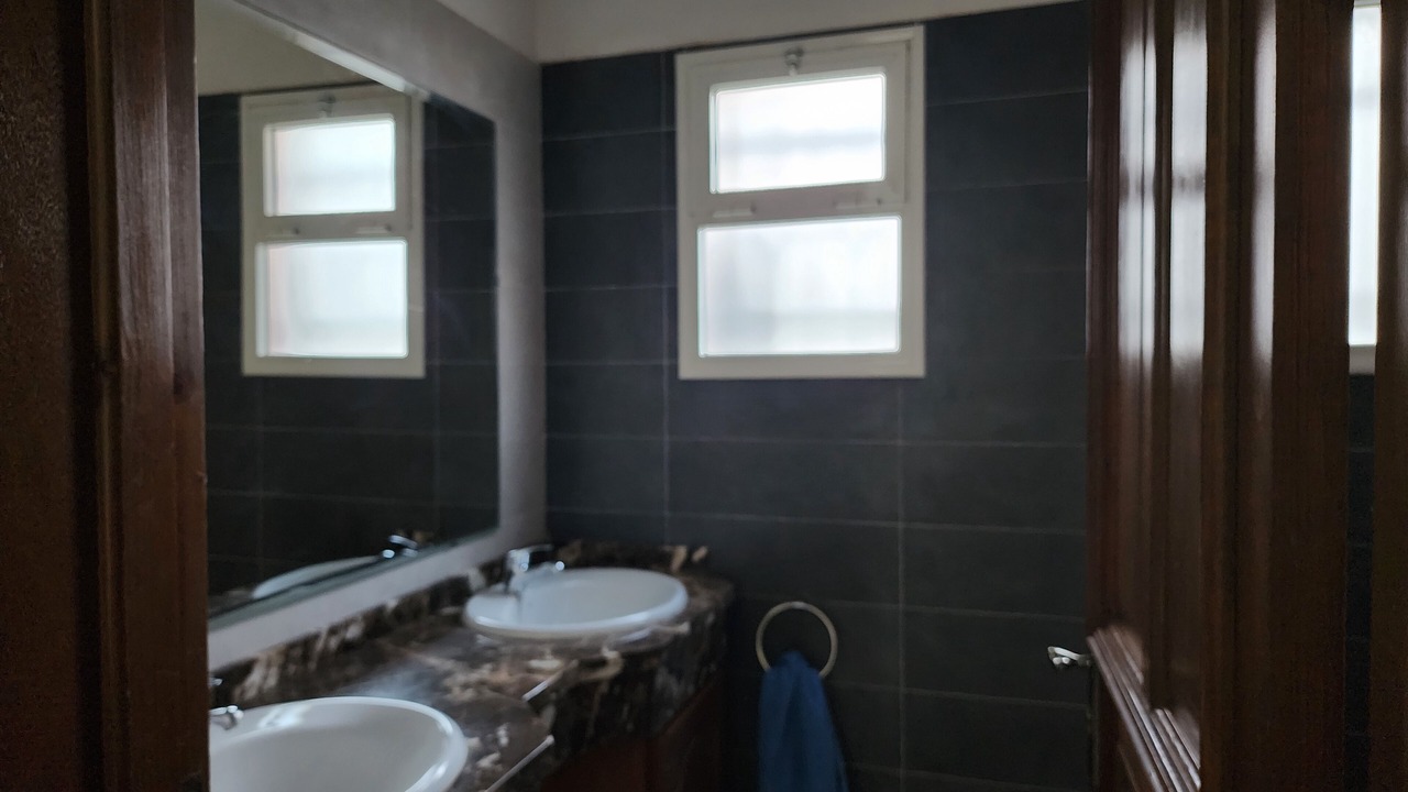 Photo of Bathroom in Laghnimyene