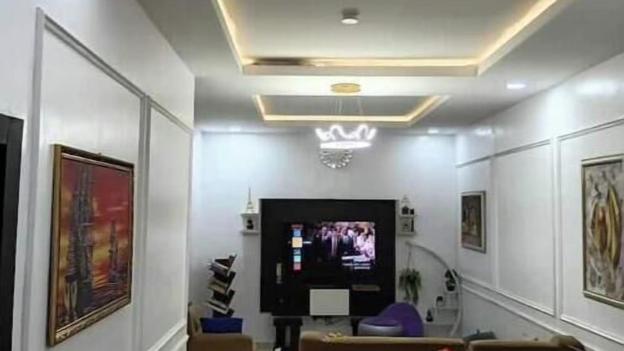 Photo of Others in Ofin