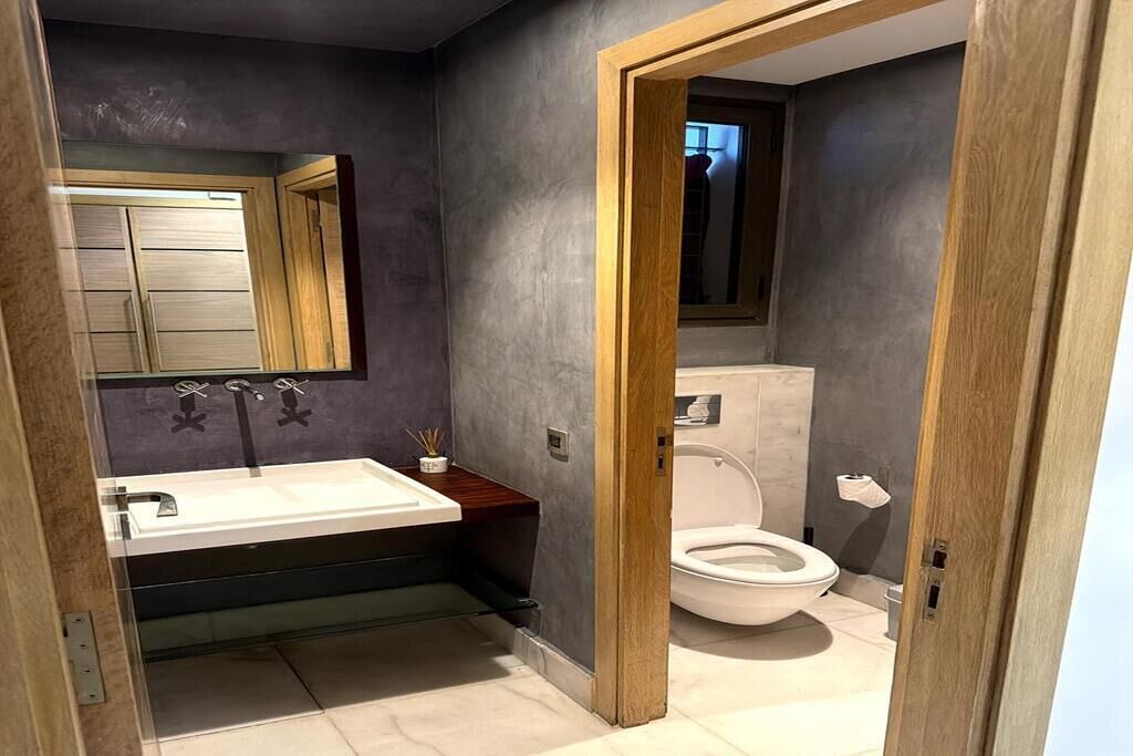 Photo of Bathroom in LA GIRONDE
