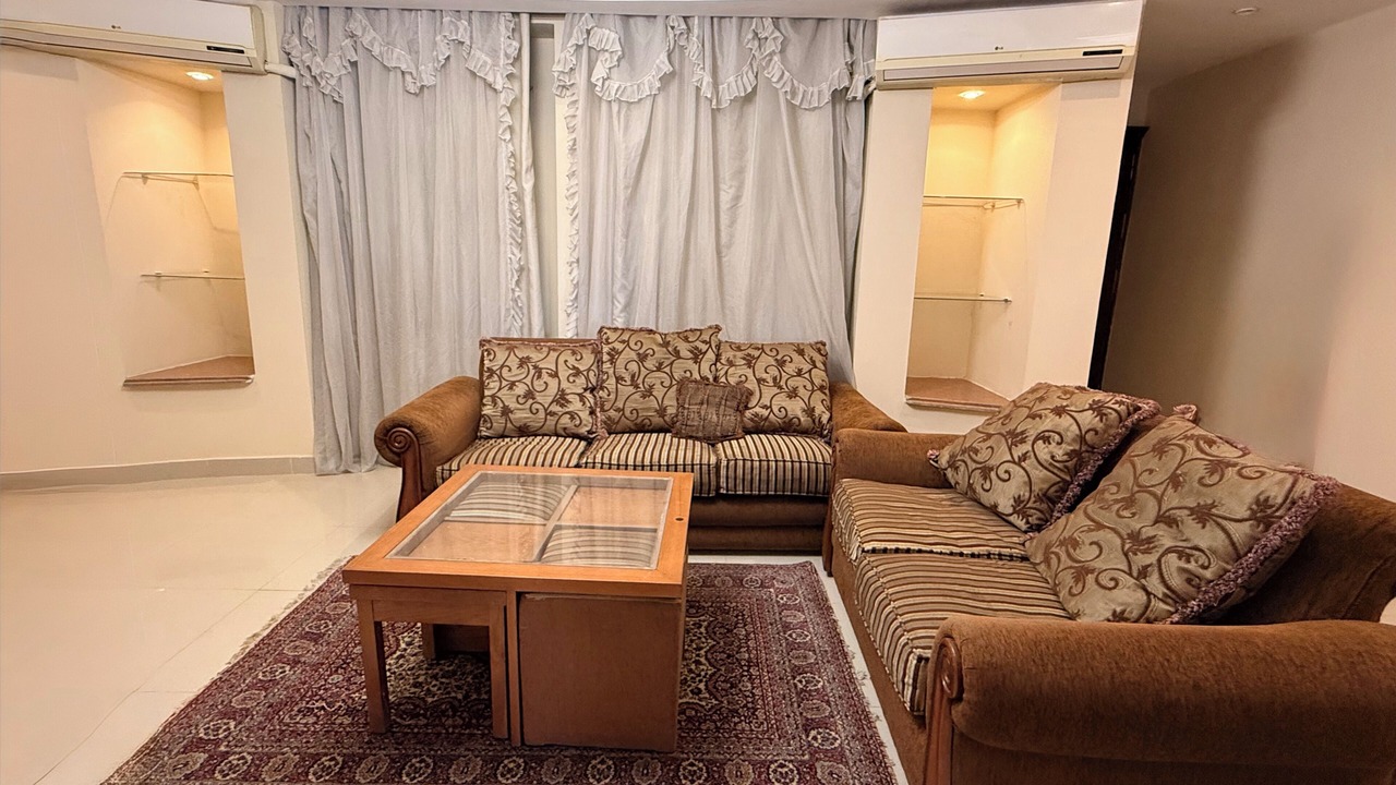Photo of Livingroom in Al Duqqi