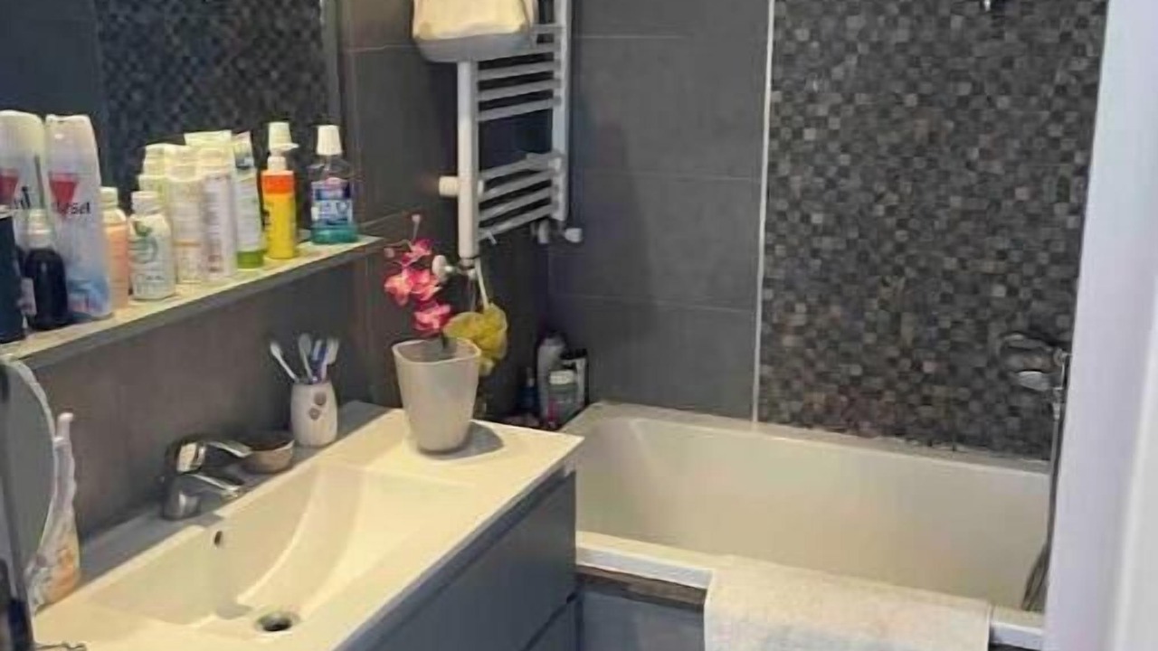 Photo of Bathroom in Jardins De Carthage
