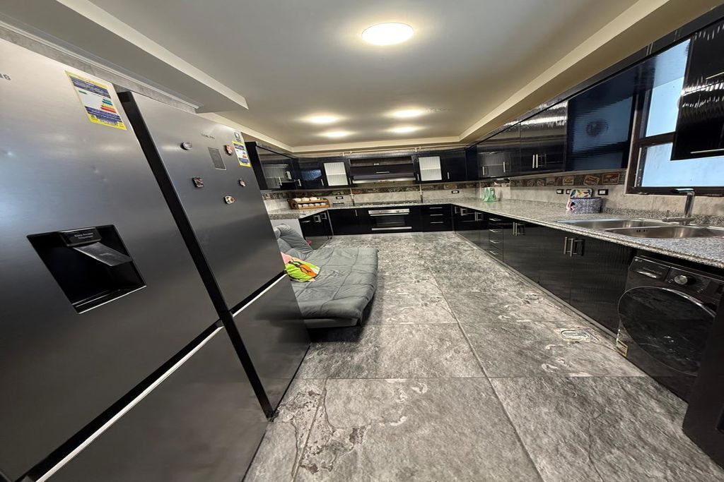 Photo of Kitchen in Sheikh Zayed City