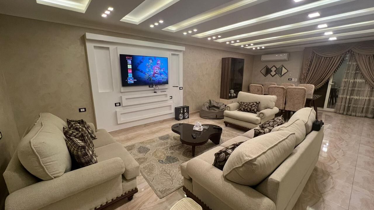 Photo of Livingroom in Al Duqqi