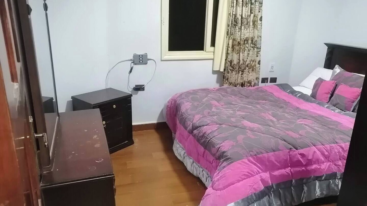 Photo of Bedroom in Pyramids Gardens