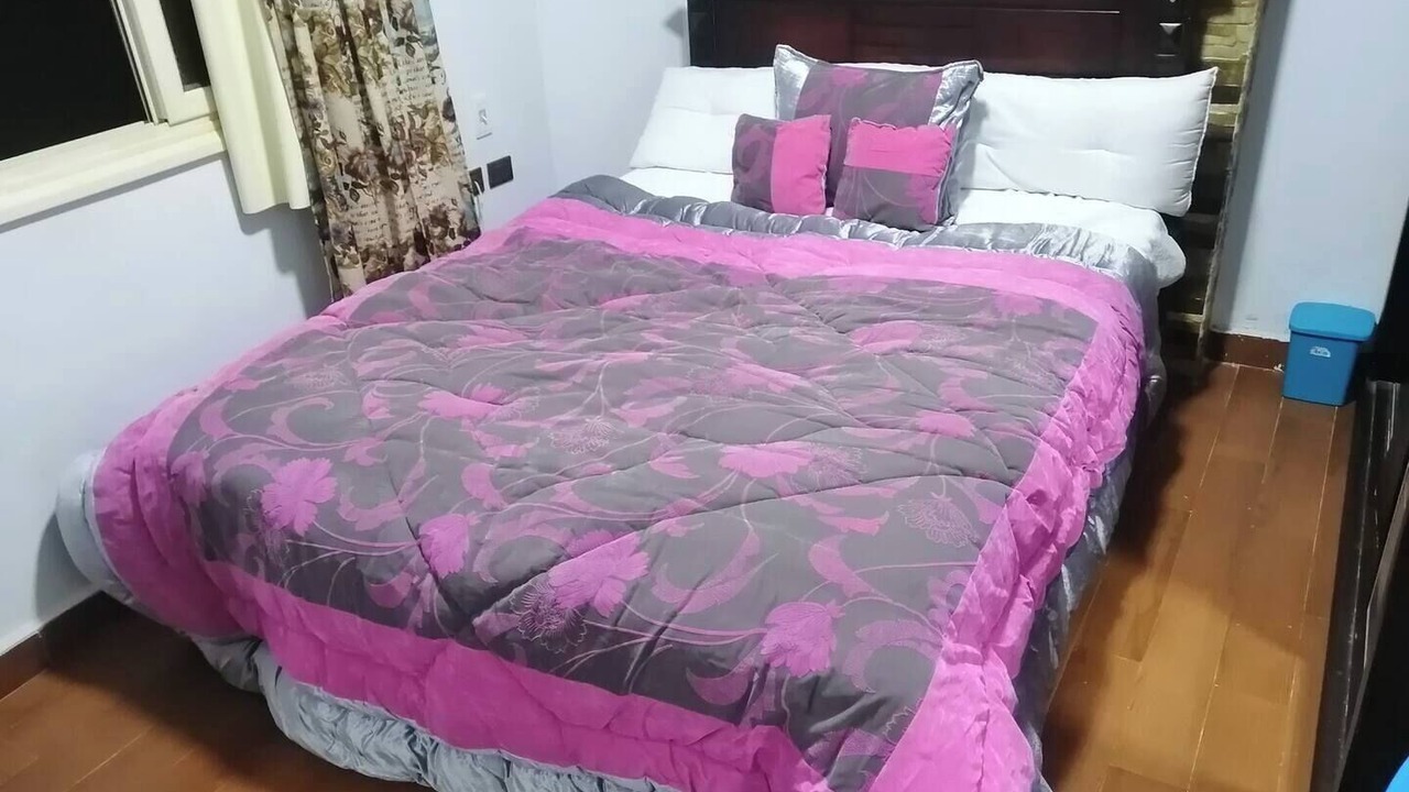 Photo of Bedroom in Pyramids Gardens