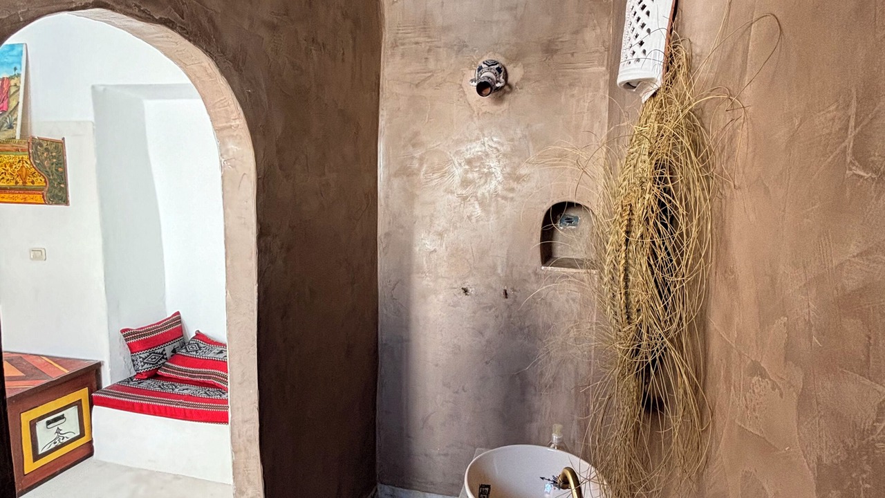 Photo of Bathroom in Erriadh