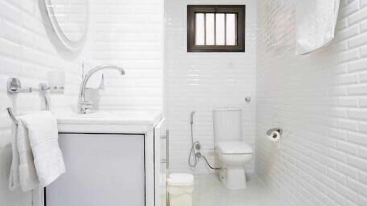 Photo of Bathroom in Ar-Raml 1