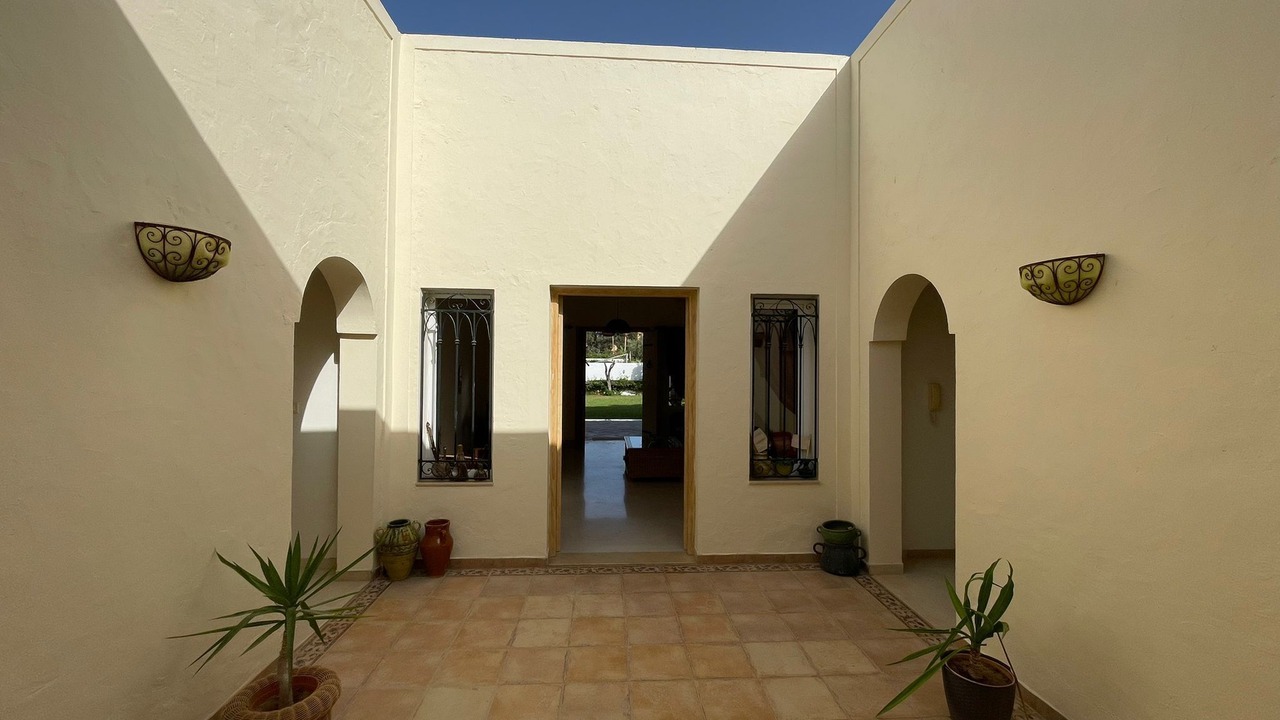 Photo of Outdoor in Yasmine