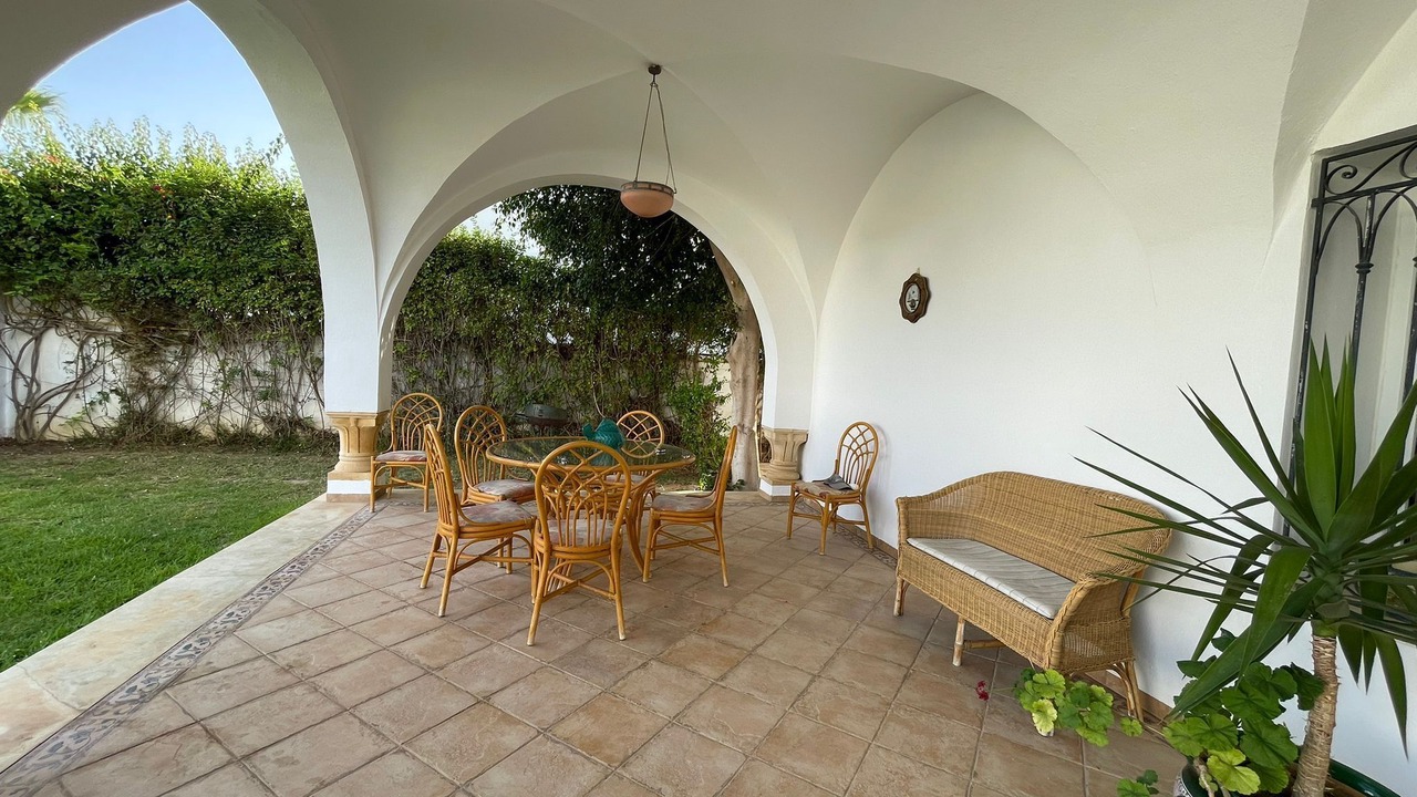 Photo of Outdoor in Yasmine