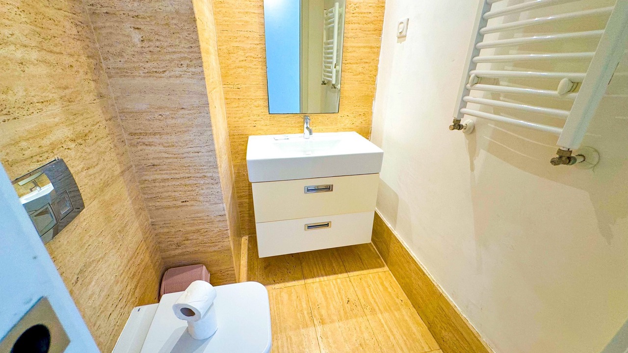Photo of Bathroom in Les Berges Du Lac II