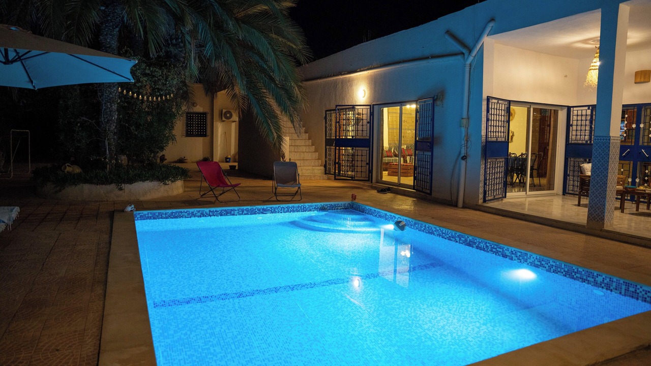 Photo of Outdoor in Erriadh