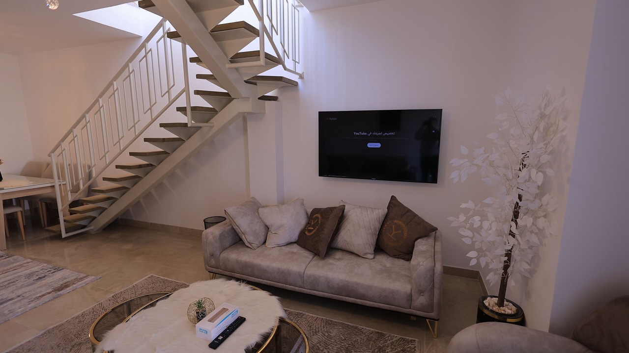 Photo of Livingroom in The 5th Settlement