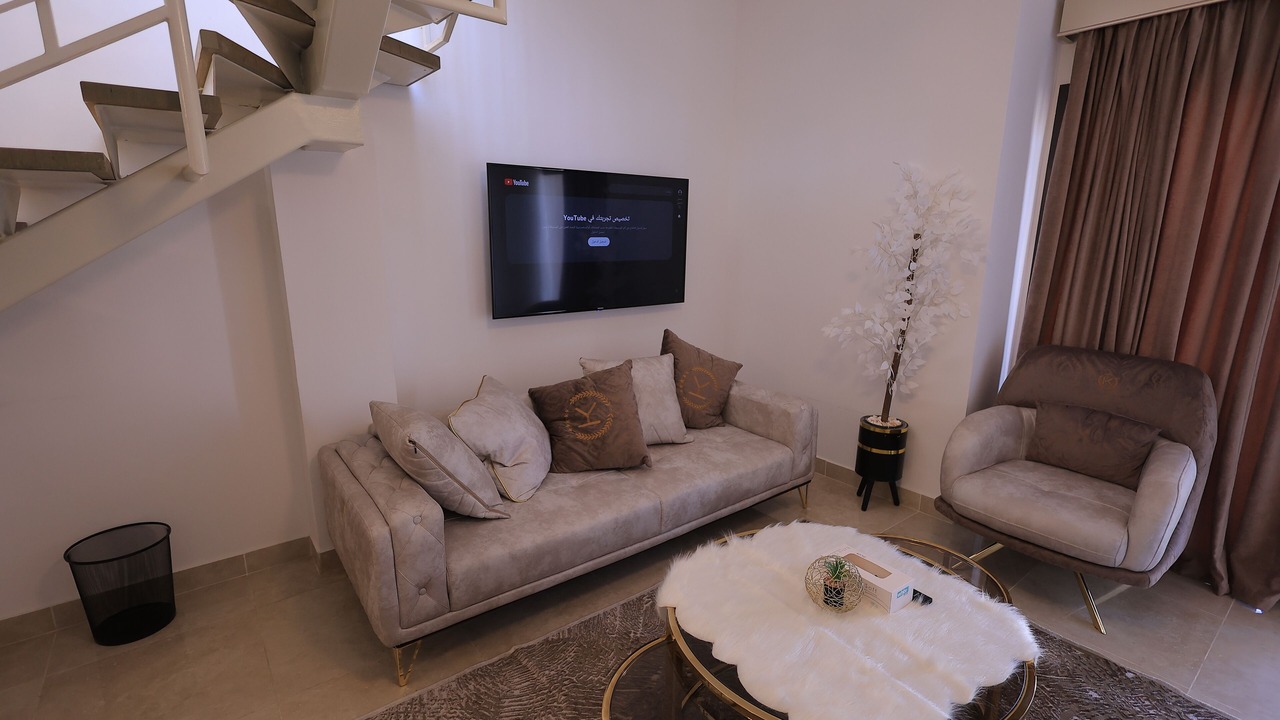 Photo of Livingroom in The 5th Settlement