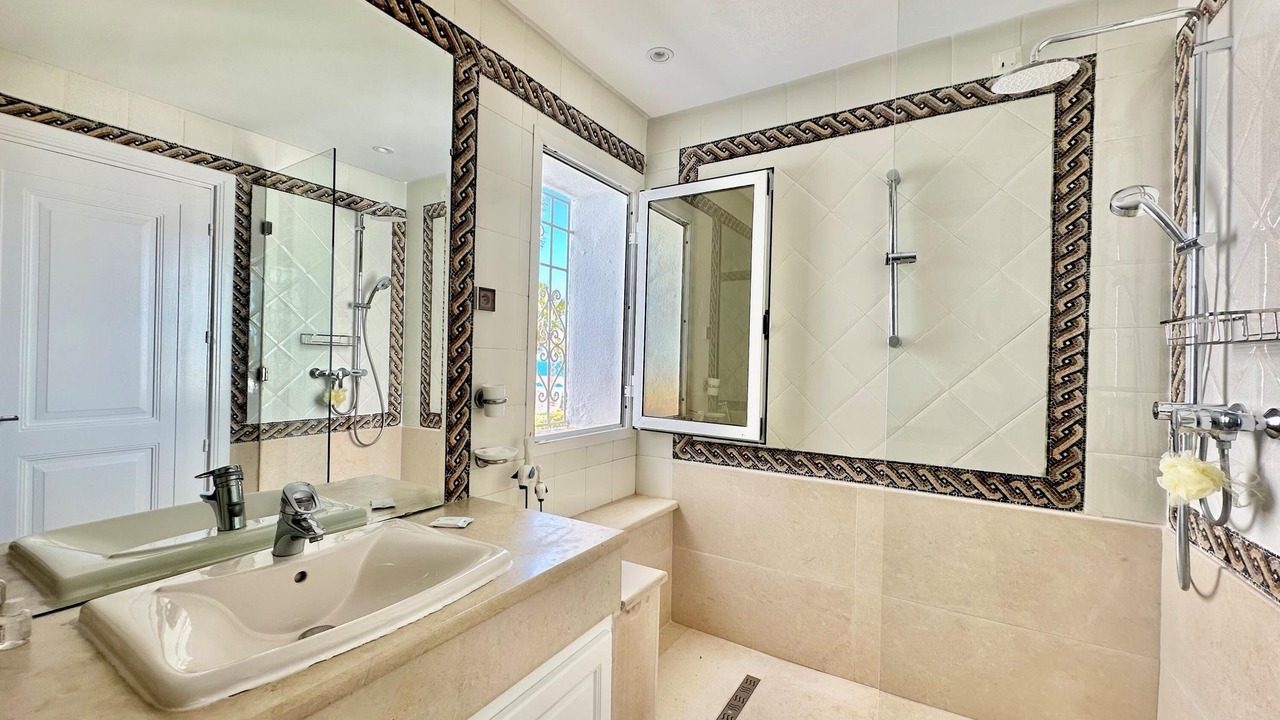 Photo of Bathroom in Amilcar
