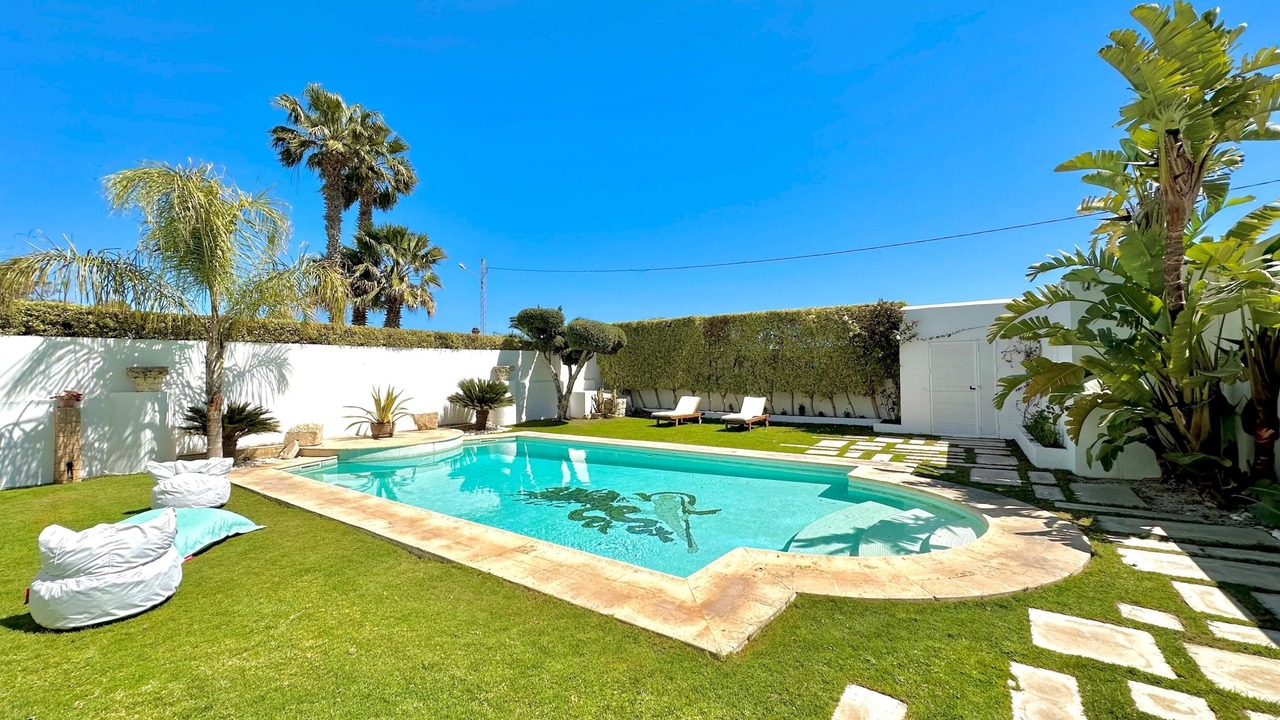 Photo of Outdoor in Amilcar