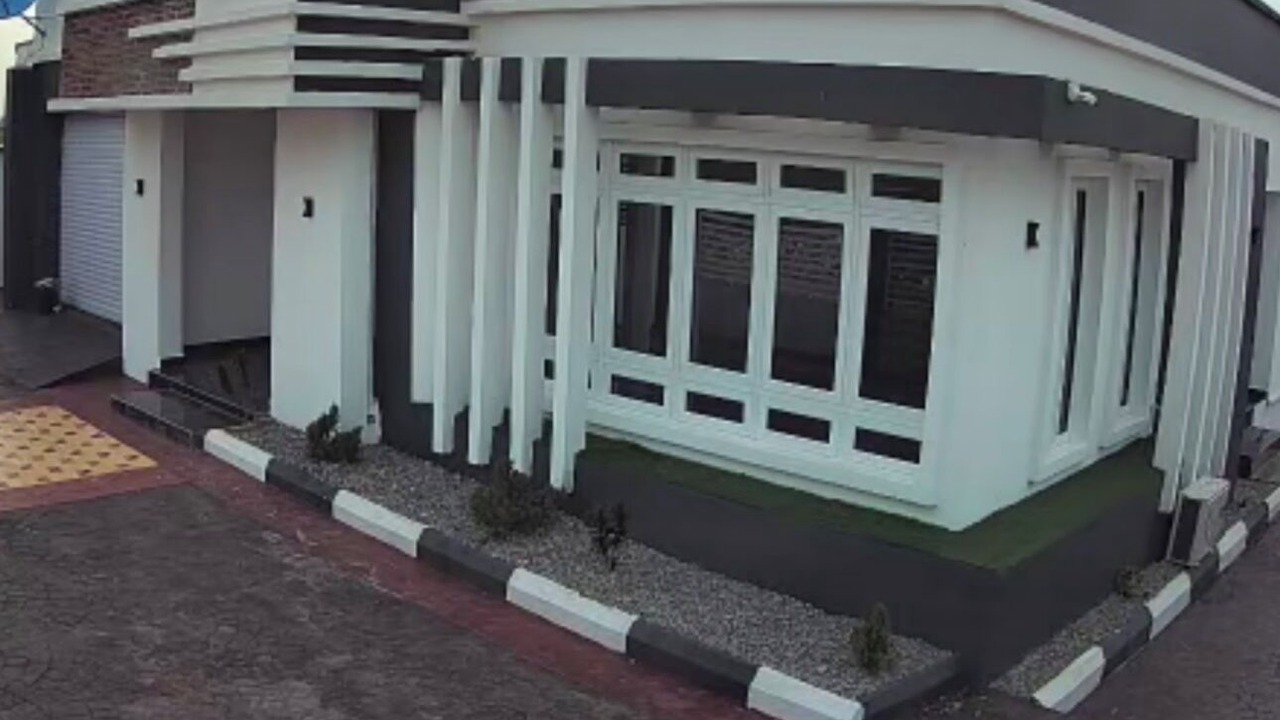 Photo of Others in Ofin