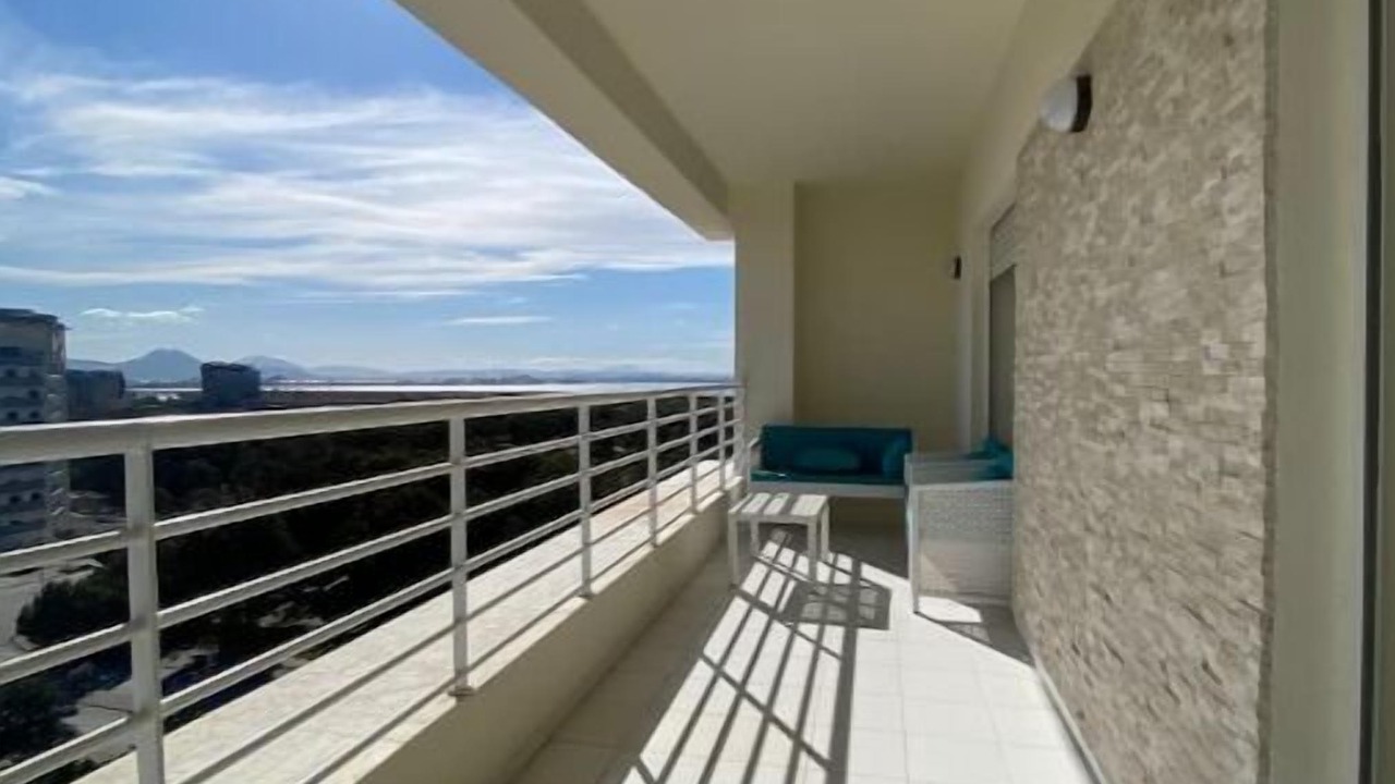Photo of Patio Balcony in Jardins De Carthage