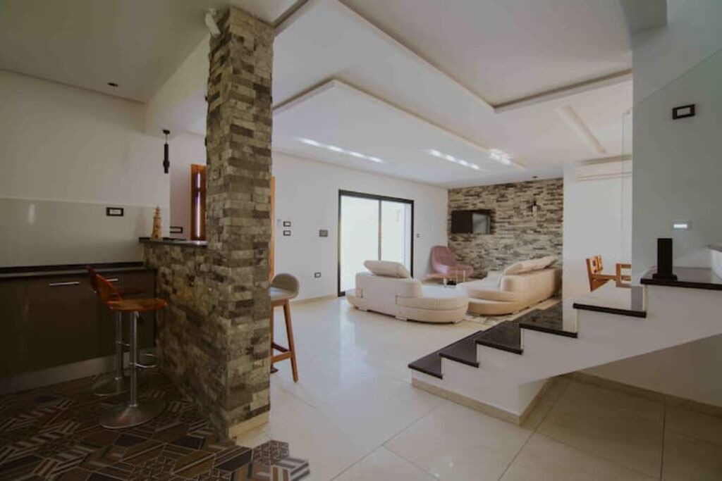 Photo of Livingroom in Aghir
