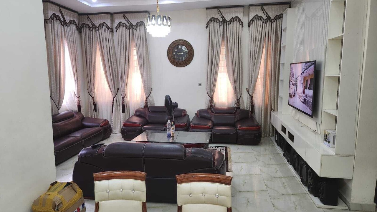 Photo of Others in Ofin
