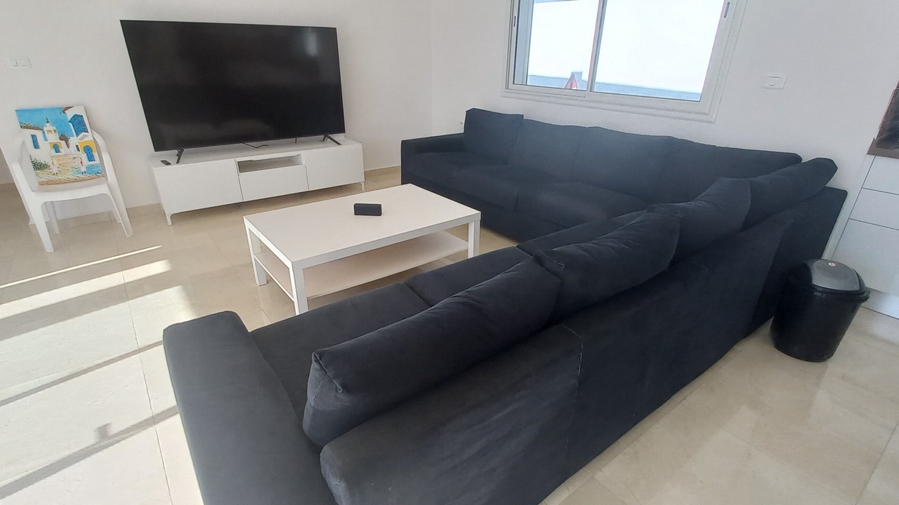 Photo of Livingroom in Aghir