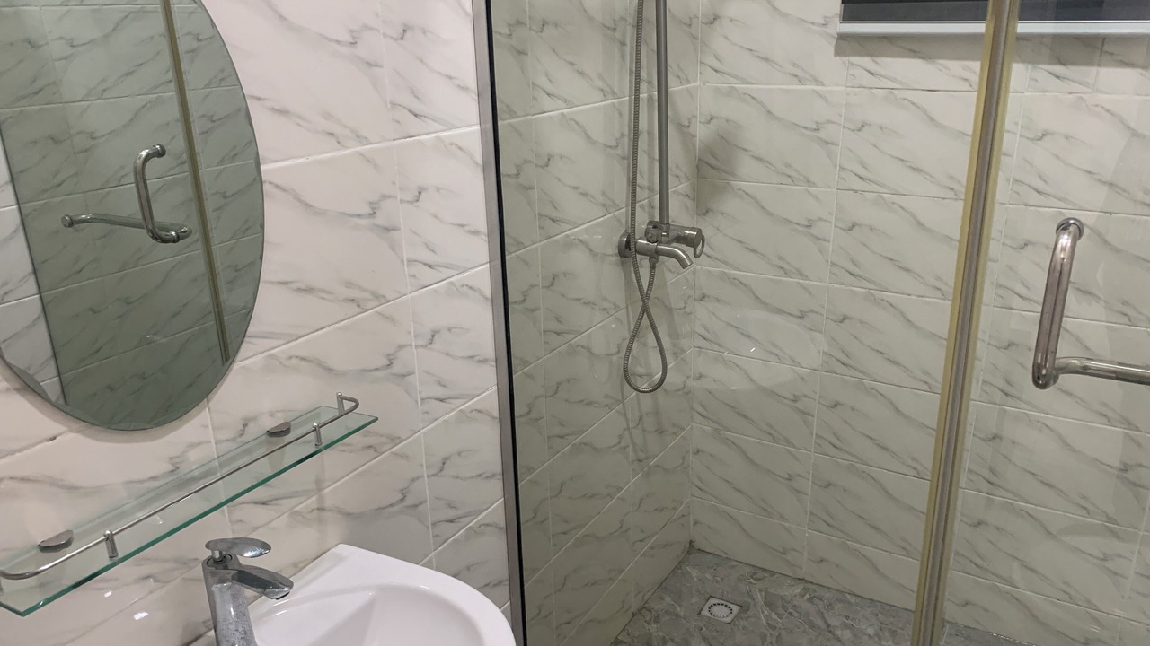 Photo of Bathroom in Ofin