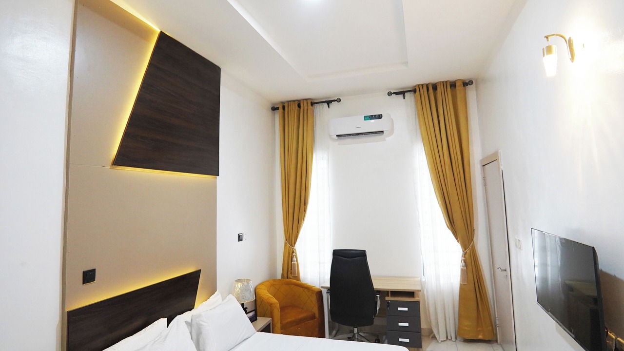Photo of Bedroom in Ofin