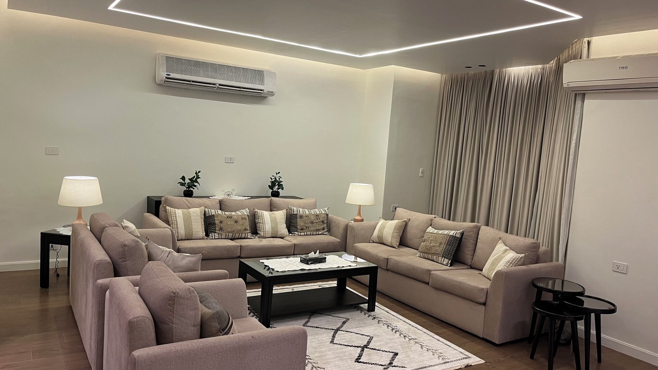 Photo of Livingroom in Al Duqqi