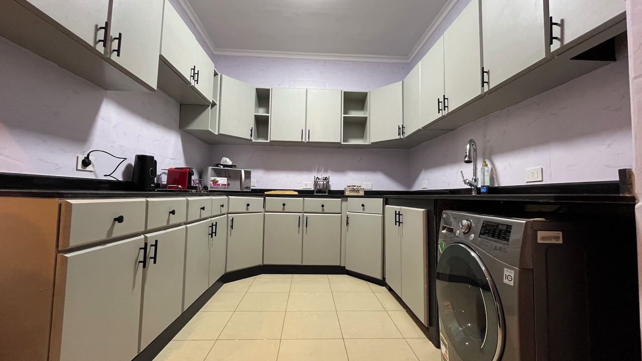 Photo of Kitchen in Al Duqqi