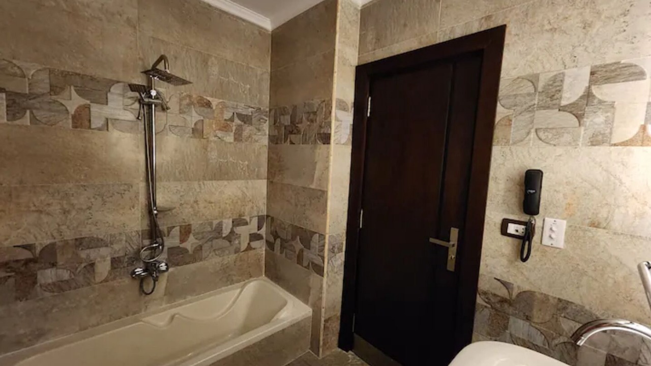 Photo of Bathroom in Al-Basatin