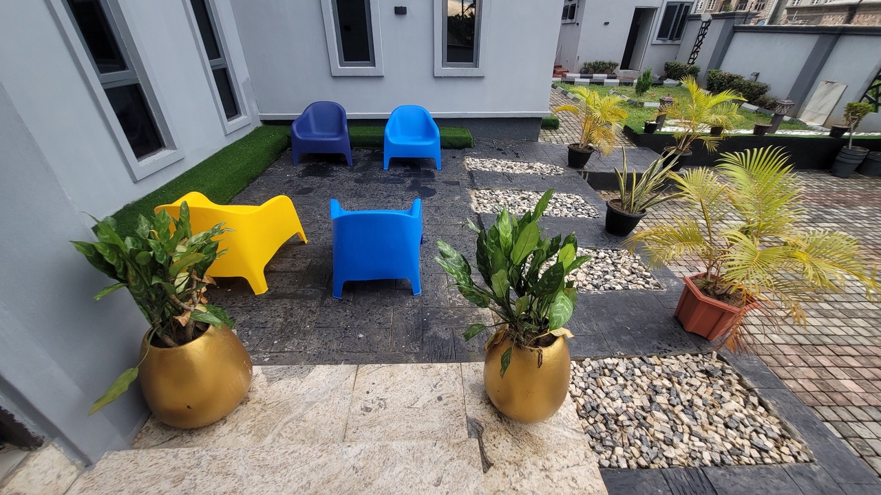 Photo of Outdoor in Oba Ile