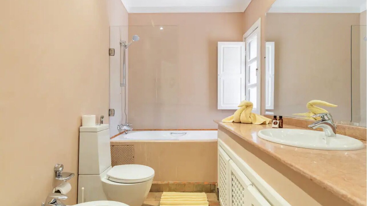 Photo of Bathroom in Menara