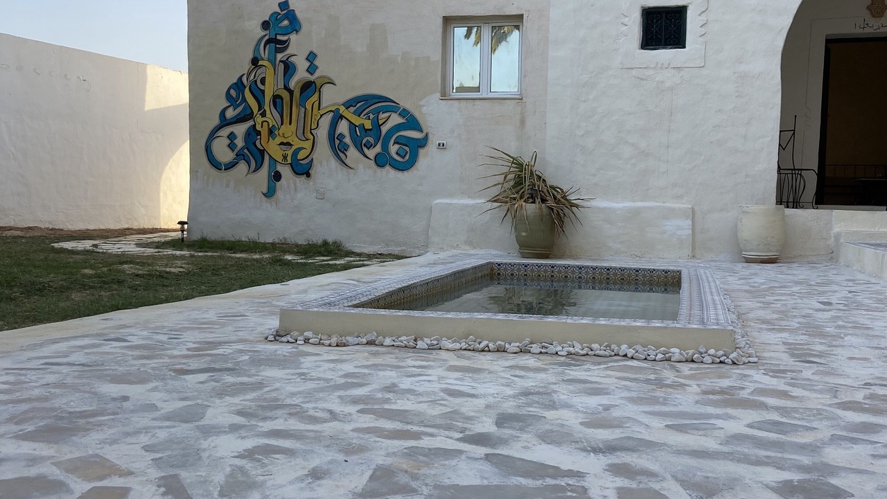 Photo of Outdoor in Erriadh